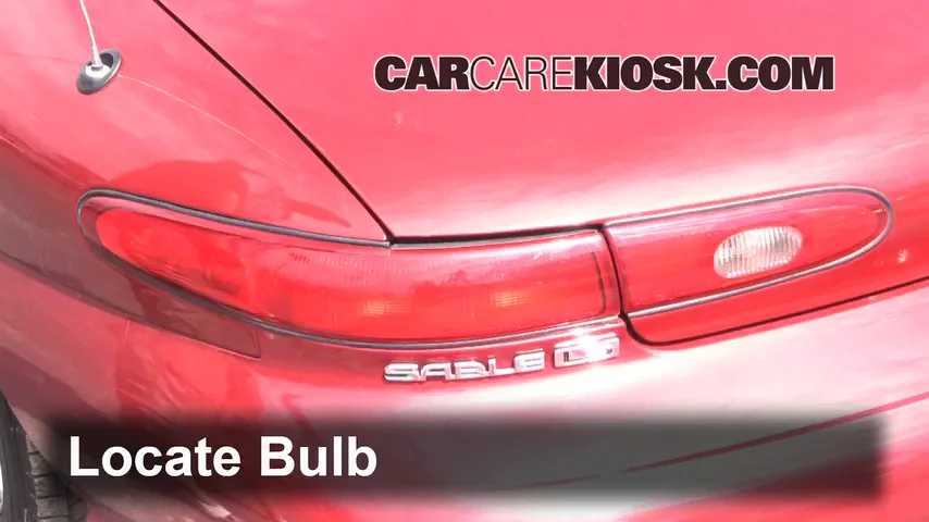 1999 Mercury Sable LS 3.0L V6 Sedan Éclairage Feux de position arrière (remplacer ampoule)